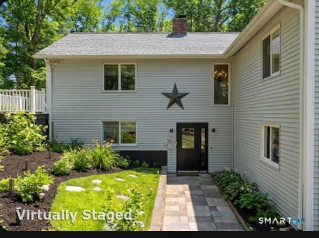 215 Cranberry Pond Road, Norwich, CT 06360