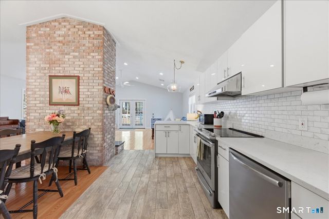 215 Cranberry Pond Road, Norwich, CT 06360