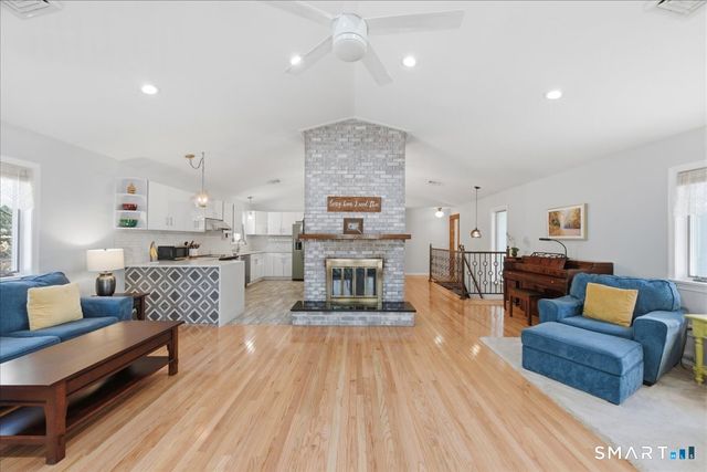 215 Cranberry Pond Road, Norwich, CT 06360