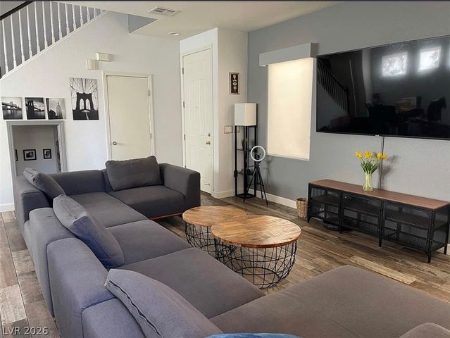 5289 Coral Ribbon Avenue, Las Vegas, NV 89139