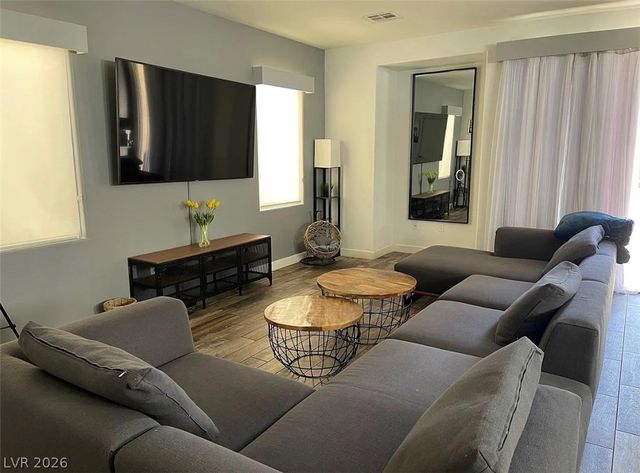 5289 Coral Ribbon Avenue, Las Vegas, NV 89139