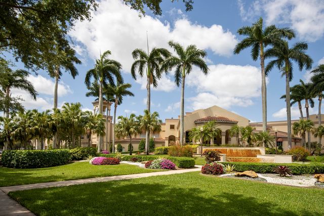 6395 Tiara Drive, Boynton Beach, FL 33437