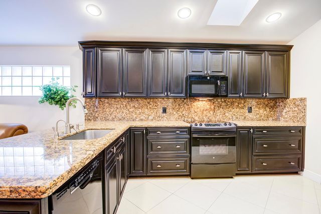 6395 Tiara Drive, Boynton Beach, FL 33437