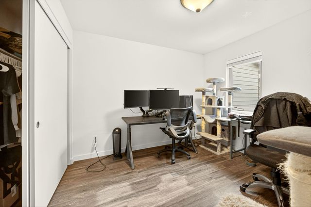 1084 E Main Street, Ashland, OR 97520
