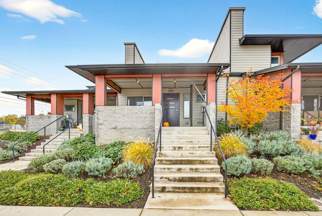 1084 E Main Street, Ashland, OR 97520