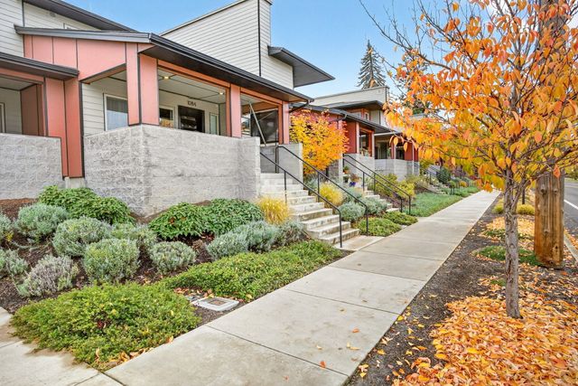 1084 E Main Street, Ashland, OR 97520