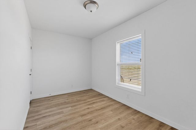 7 Sky Loop, Moriarty, NM 87035