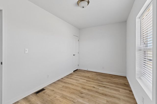 7 Sky Loop, Moriarty, NM 87035