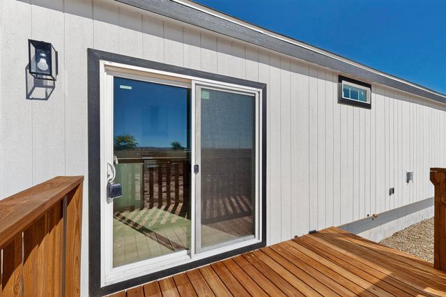 7 Sky Loop, Moriarty, NM 87035