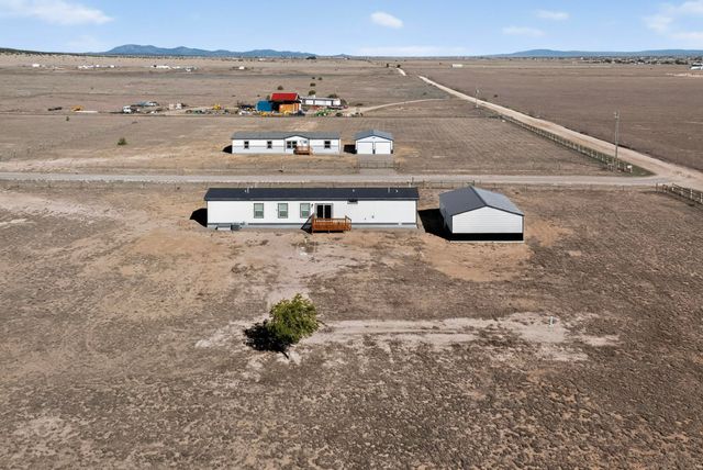 7 Sky Loop, Moriarty, NM 87035