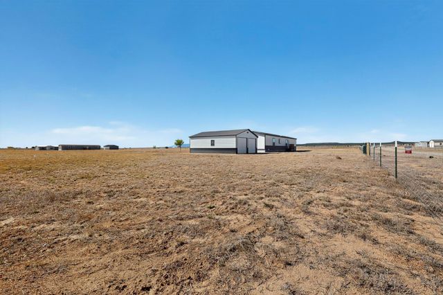7 Sky Loop, Moriarty, NM 87035