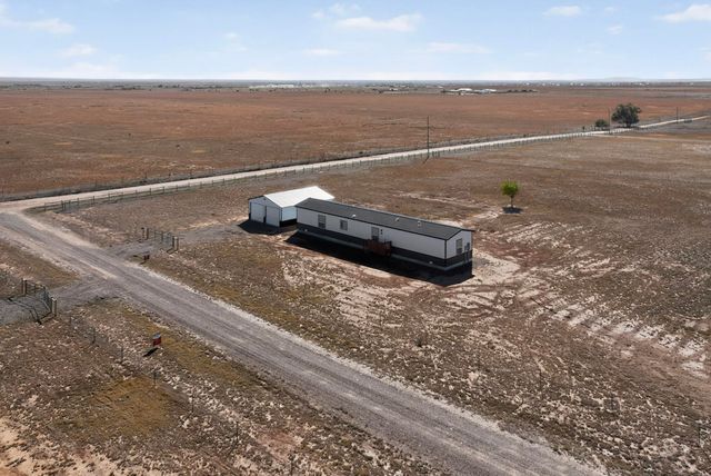 7 Sky Loop, Moriarty, NM 87035