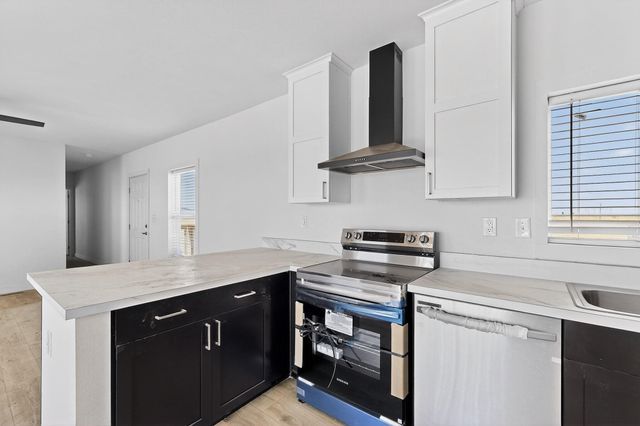 7 Sky Loop, Moriarty, NM 87035