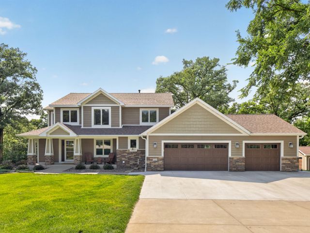 7255 Hollyford Lane NW, Rochester, MN 55901
