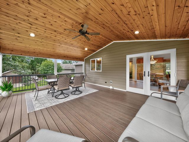 7255 Hollyford Lane NW, Rochester, MN 55901