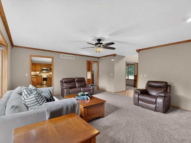 7255 Hollyford Lane NW, Rochester, MN 55901