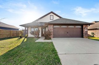 806 James Ct, Chandler, TX 75758