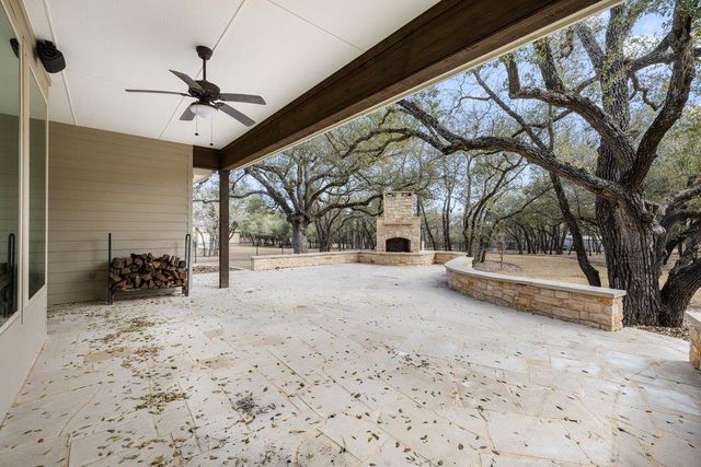 137 Chickasaw Plum DR, Leander, TX 78641