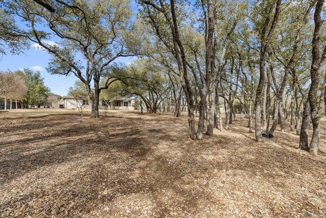 137 Chickasaw Plum DR, Leander, TX 78641