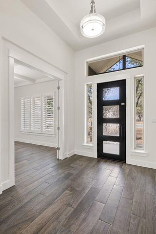 137 Chickasaw Plum DR, Leander, TX 78641