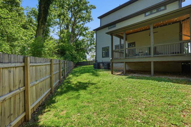 331 Woodycrest Ave, Nashville, TN 37210