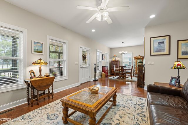 6 White Pond Boulevard, Beaufort, SC 29902