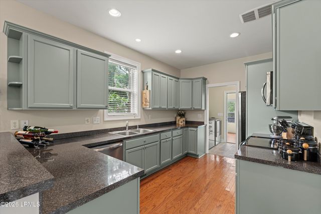 6 White Pond Boulevard, Beaufort, SC 29902