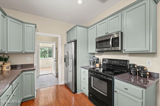 6 White Pond Boulevard, Beaufort, SC 29902