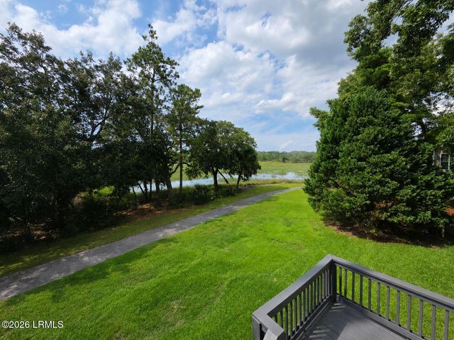 6 White Pond Boulevard, Beaufort, SC 29902