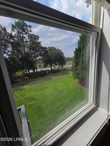 6 White Pond Boulevard, Beaufort, SC 29902