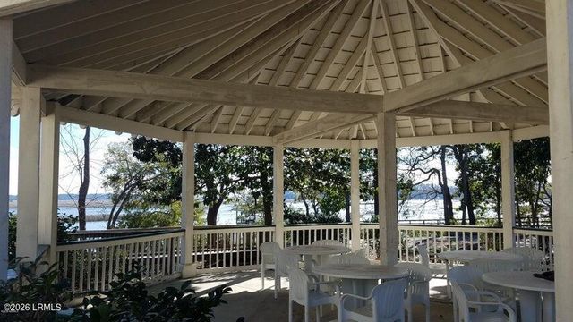6 White Pond Boulevard, Beaufort, SC 29902