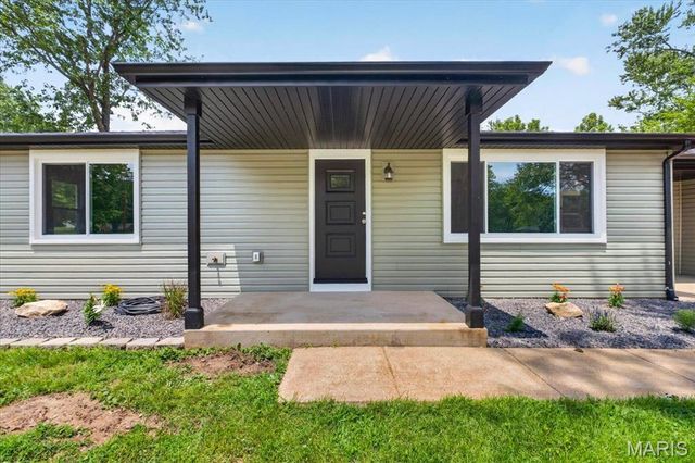 1381 Pleasant Drive, Arnold, MO 63010