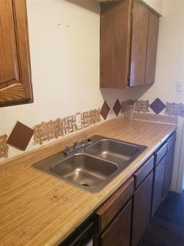 1801 Georgia Street, Arlington, TX 76012