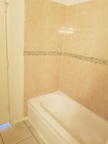 1801 Georgia Street, Arlington, TX 76012