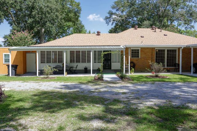1275 E Riveroaks Dr, Baton Rouge, LA 70815