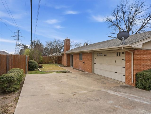 4101 Plantation Drive, Benbrook, TX 76116