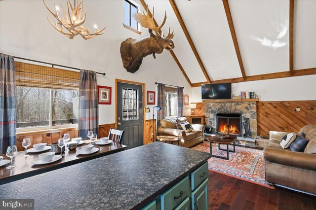 20 VISTA LANE, Lake Harmony, PA 18624