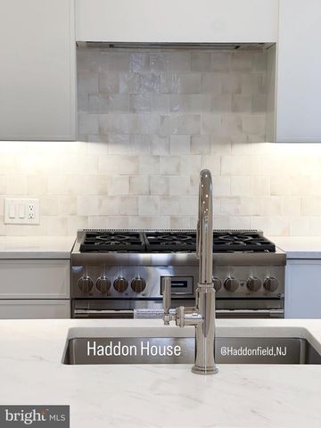 300 E KINGS HWY, Haddonfield, NJ 08033