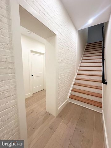 300 E KINGS HWY, Haddonfield, NJ 08033