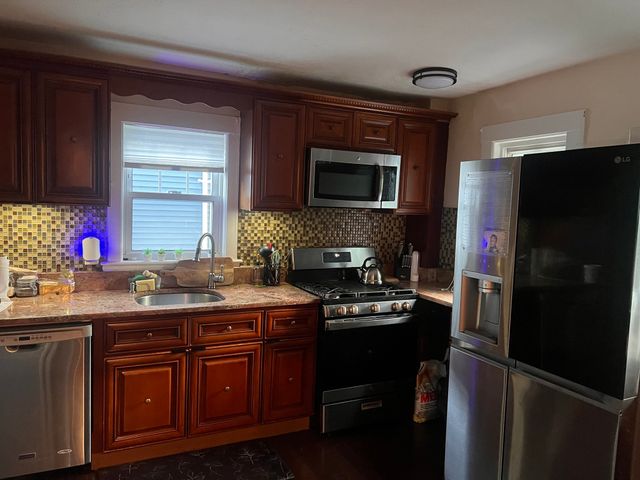 21 Commonweath Ave, Dedham, MA 02026