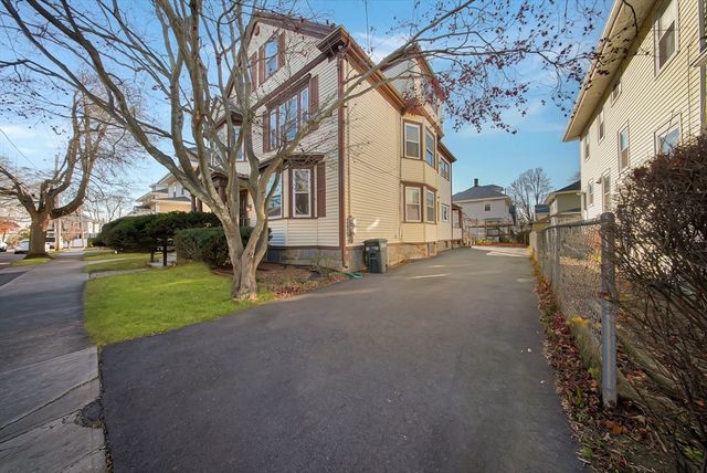 85 Kemper St 1, Quincy, MA 02170