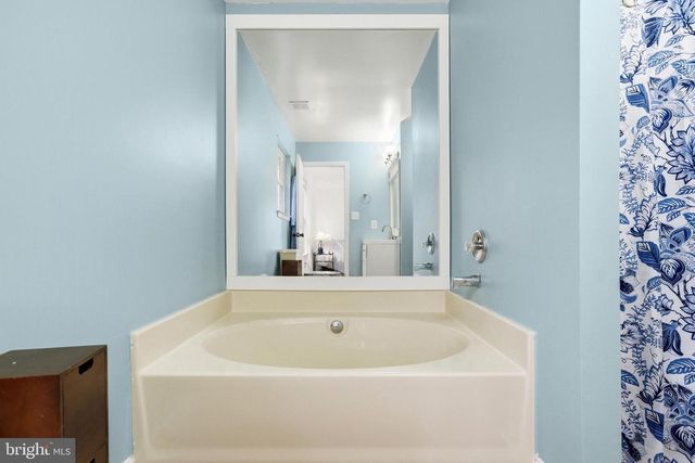 1970 LOWERY RD, Huntingtown, MD 20639