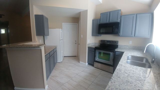 8131 Forest Dawn, Live Oak, TX 78233