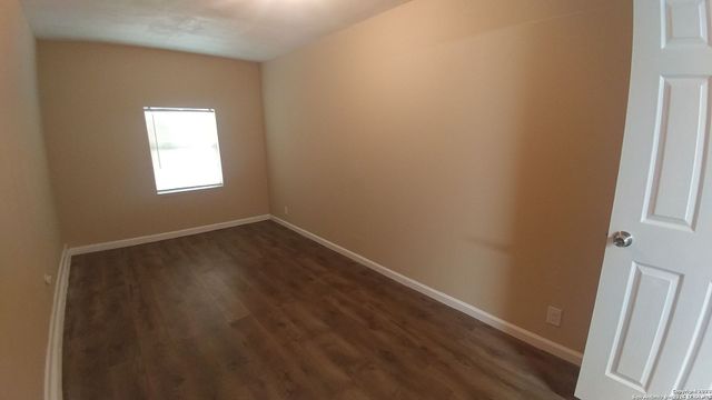 8131 Forest Dawn, Live Oak, TX 78233