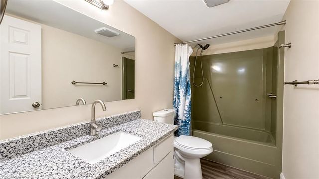 6777 Winkler RD 177, Fort Myers, FL 33919