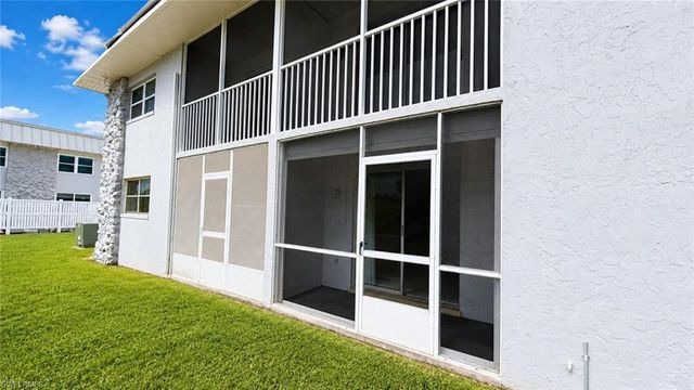 6777 Winkler RD 177, Fort Myers, FL 33919