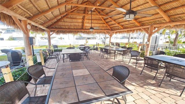 6777 Winkler RD 177, Fort Myers, FL 33919