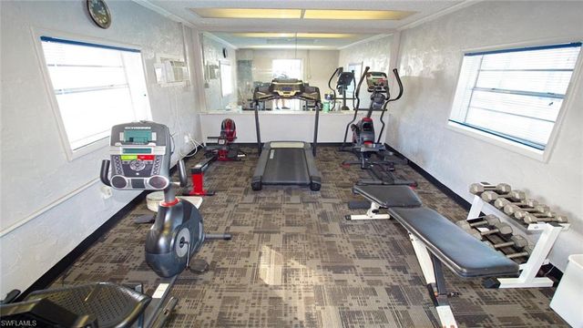 6777 Winkler RD 177, Fort Myers, FL 33919