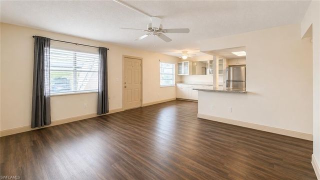 6777 Winkler RD 177, Fort Myers, FL 33919