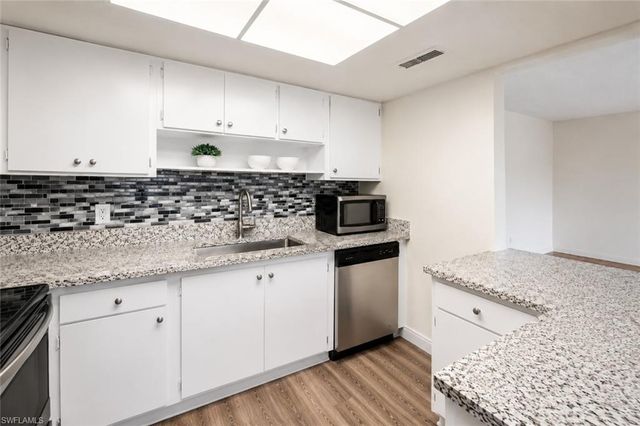 6777 Winkler RD 177, Fort Myers, FL 33919